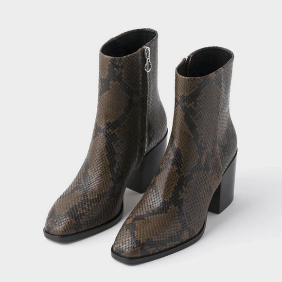 Aeyde Shoes - Aeyde Leandra Ankle Boot in Brown Moka Snakeskin NIB